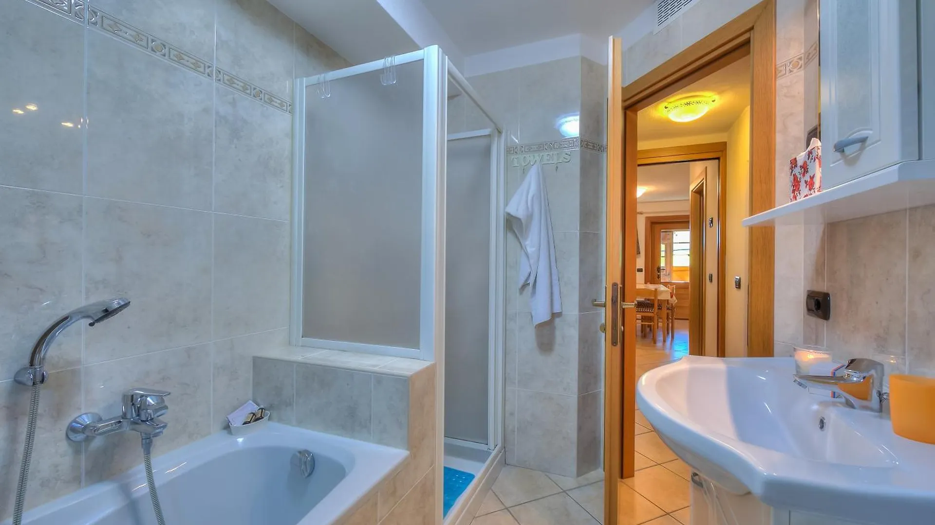 Apartamento Chalet Sciachilo Ski In-Ski Out Mt 10 - Happy Rentals Livigno